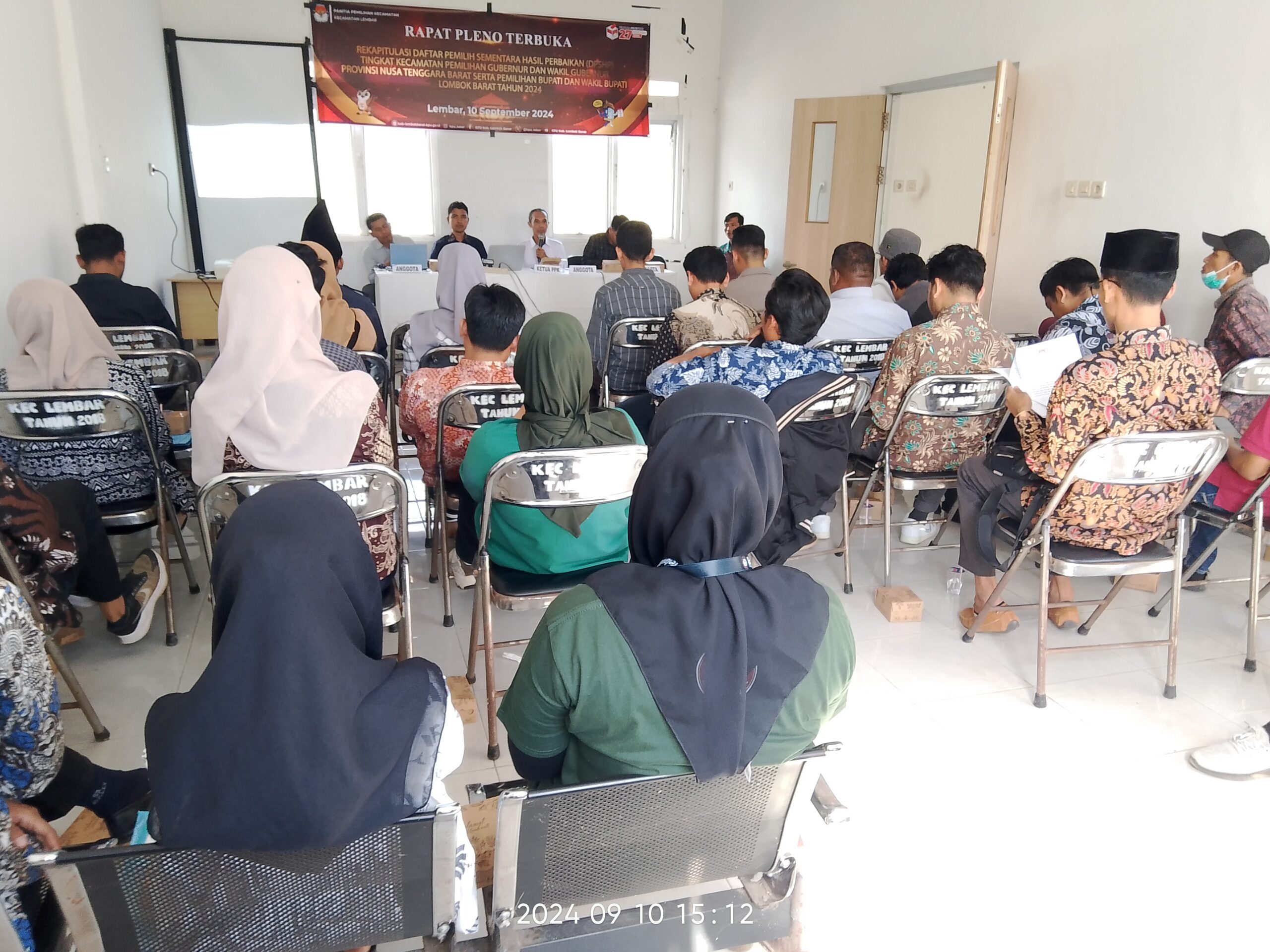 Rapat Pleno Terbuka DPSHP Tingkat Kecamatan Lembar Sudah Digelar Dengan Tertib